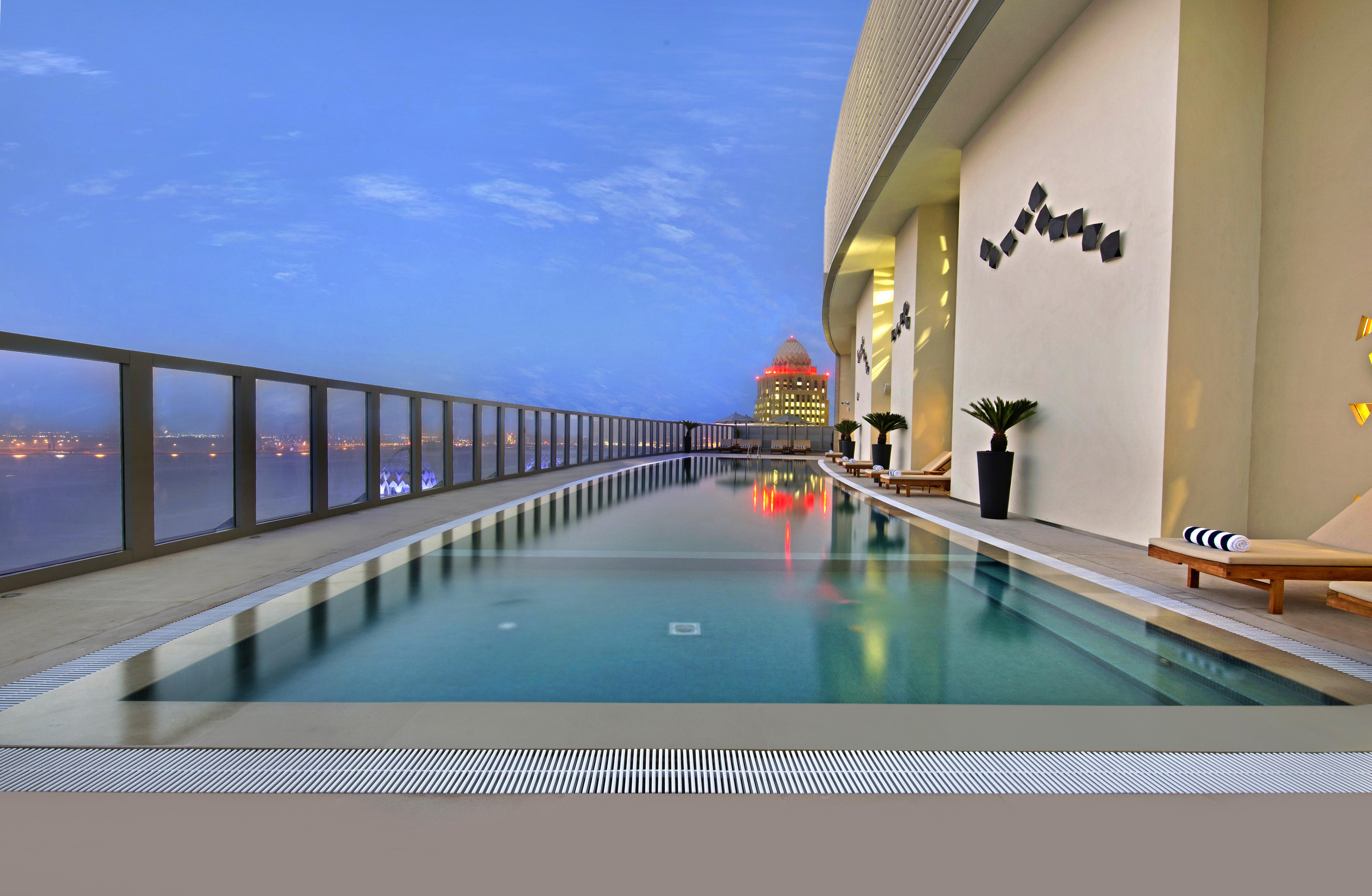 The Curve Hotel Доха Екстер'єр фото
