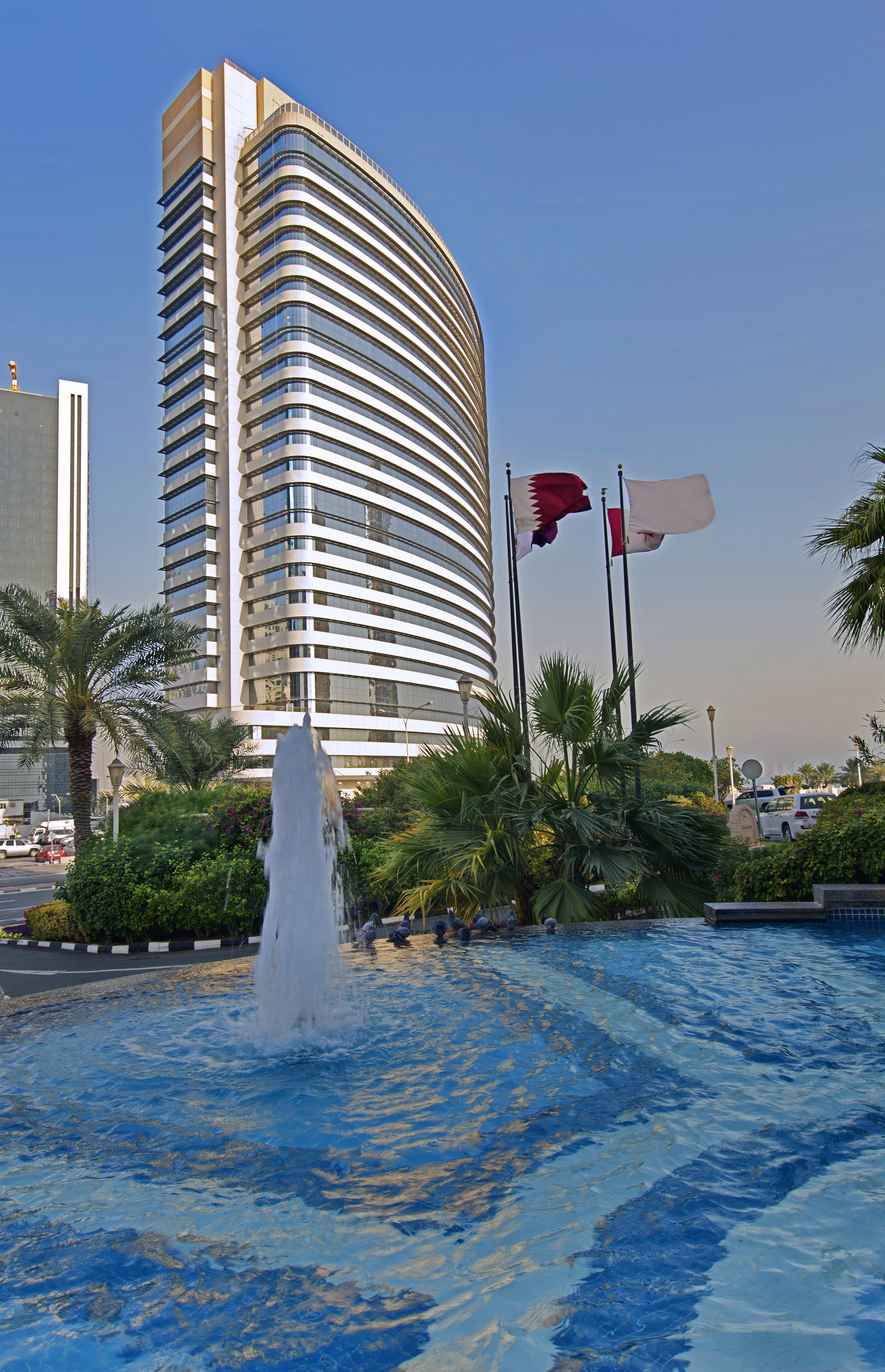 The Curve Hotel Доха Екстер'єр фото